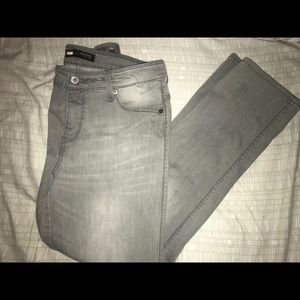 Women’s Levi’s Flaunts & Flatters Jeans size 12